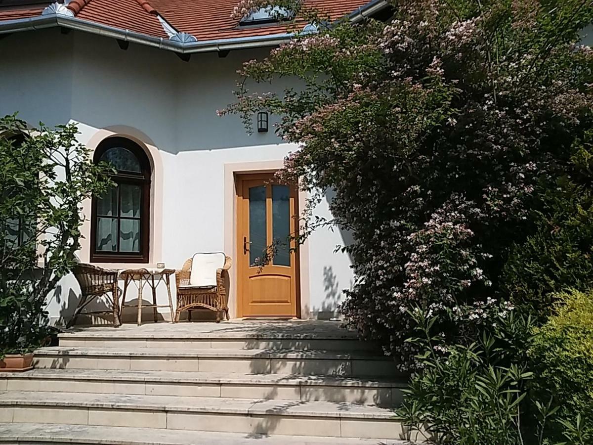 Frutta Villa แชร์สเซกโตไม ภายนอก รูปภาพ